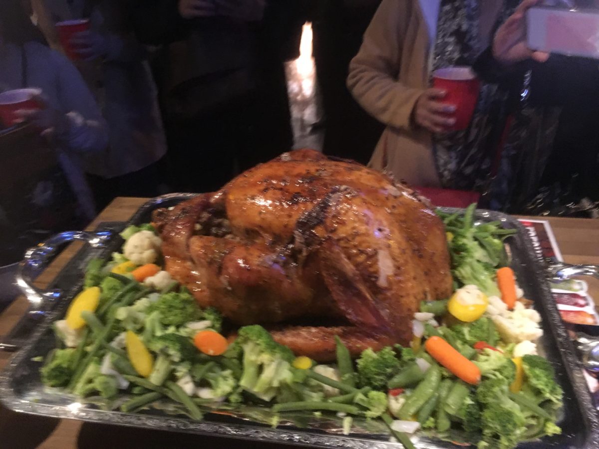 Traditional American Christmas Roast Turkey Dinner : Thickets has been sold out!