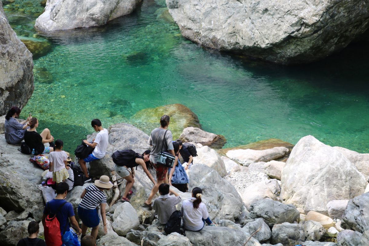 08/04/2019 Incredible Turquoise Colored River Hike
